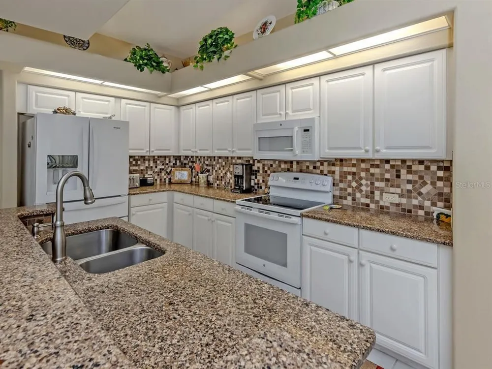417 Pebble Creek Ct, Venice, FL 34285