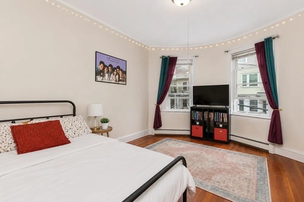 8 Colliston Rd, Boston, MA 02135
