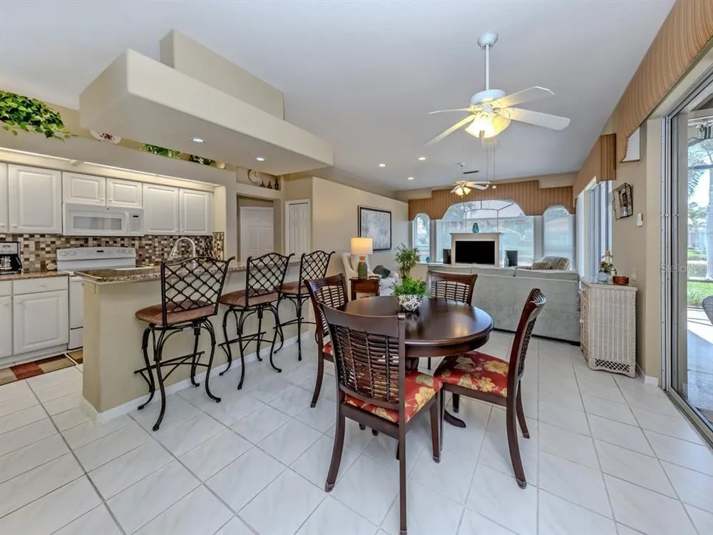 417 Pebble Creek Ct, Venice, FL 34285