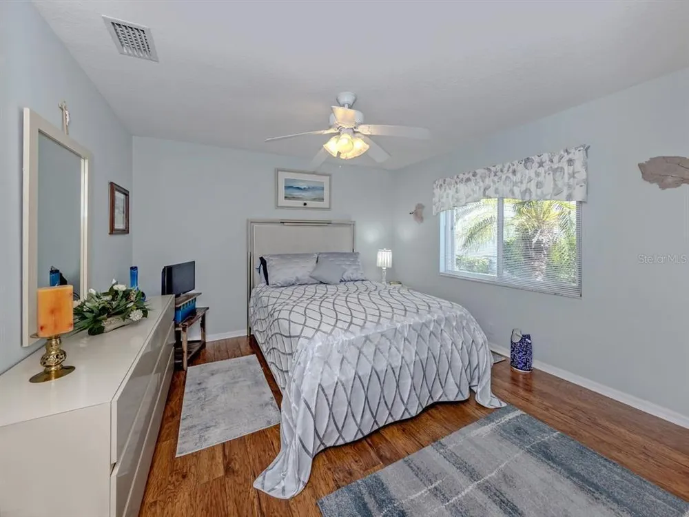 417 Pebble Creek Ct, Venice, FL 34285