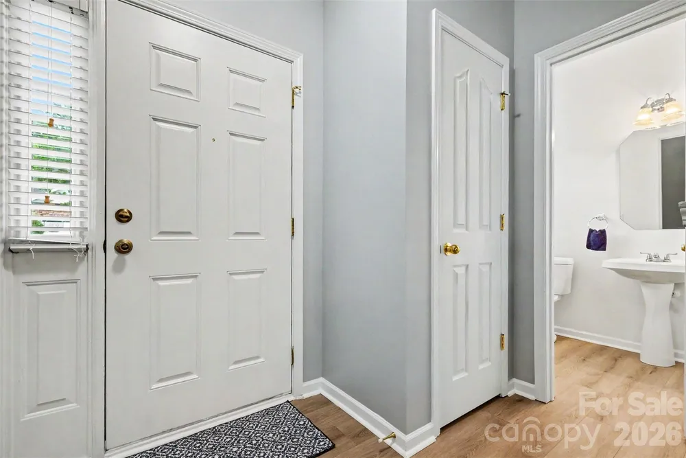 17507 Westmill Ln, Charlotte, NC 28277