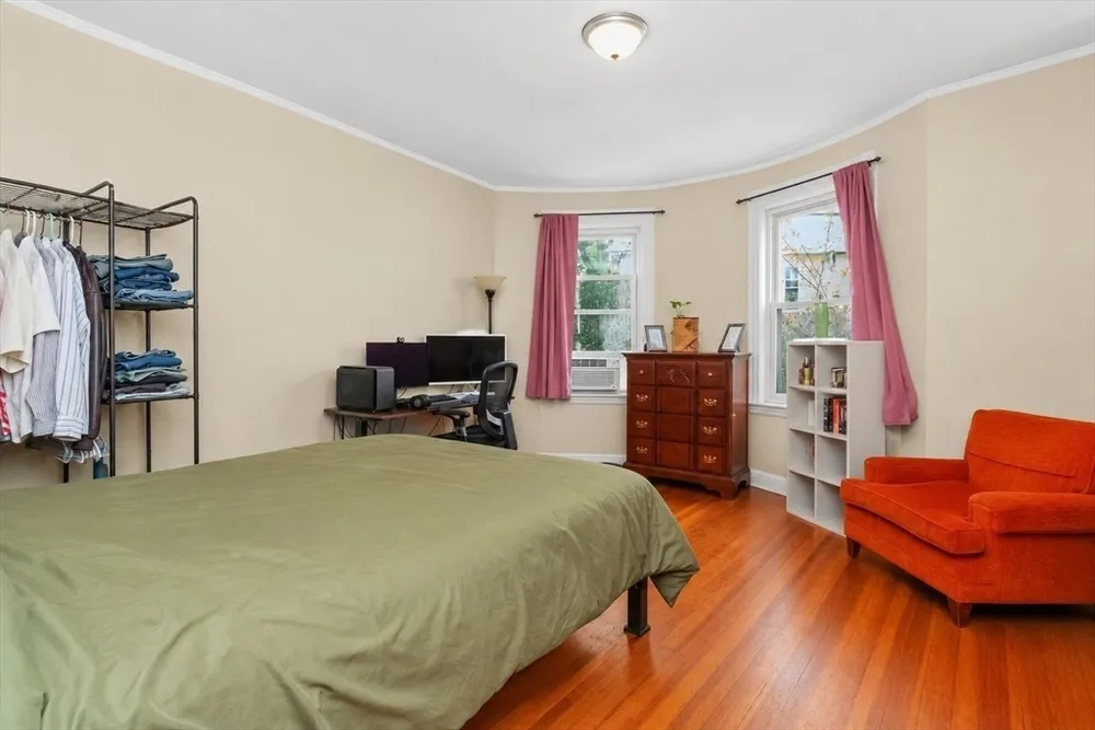 8 Colliston Rd, Boston, MA 02135