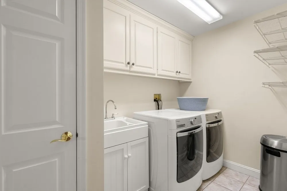 7 MAPLE BROOK LANE, Franklin, MA 02038