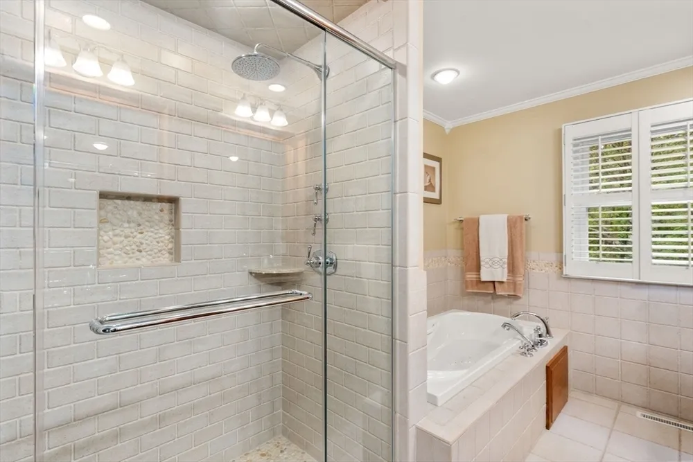 7 MAPLE BROOK LANE, Franklin, MA 02038