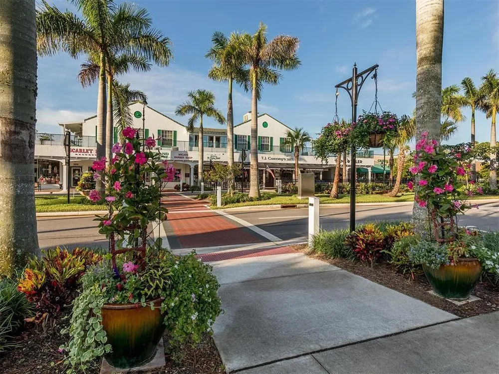 417 Pebble Creek Ct, Venice, FL 34285