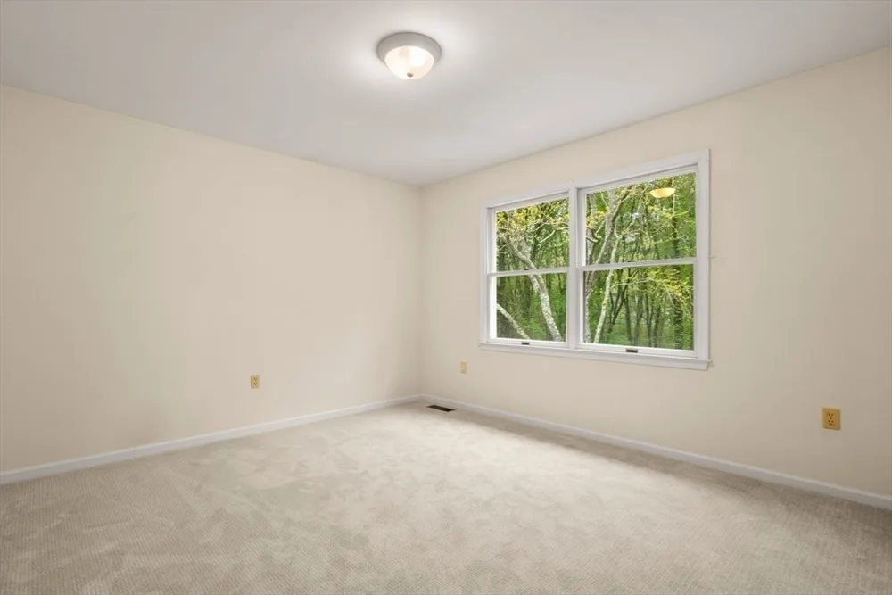7 MAPLE BROOK LANE, Franklin, MA 02038