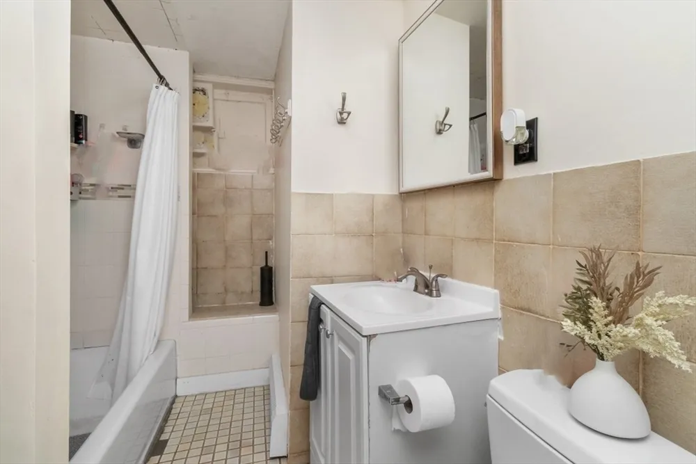 8 Colliston Rd, Boston, MA 02135