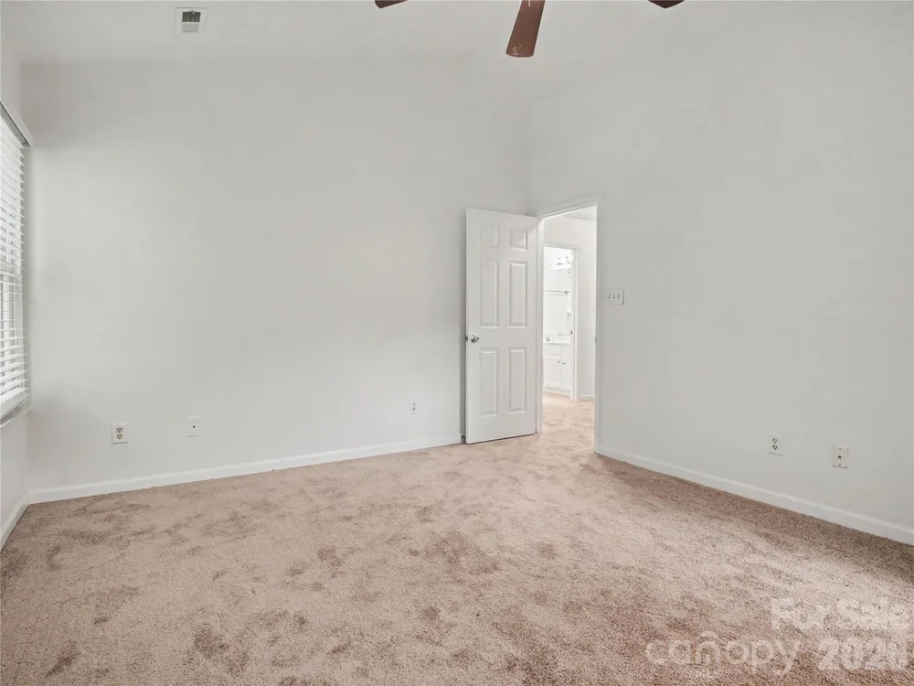 12313 Carolina Crossing Dr, Charlotte, NC 28273-4754