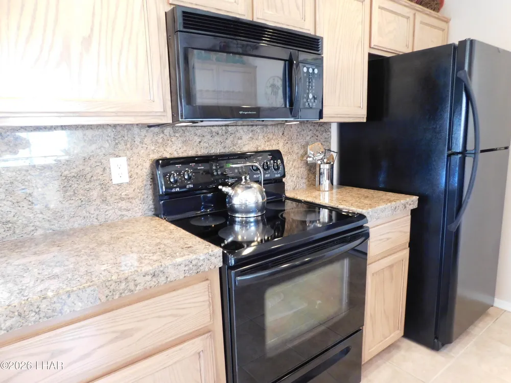 3330 Tomahawk Dr, Lake Havasu City, AZ 86406