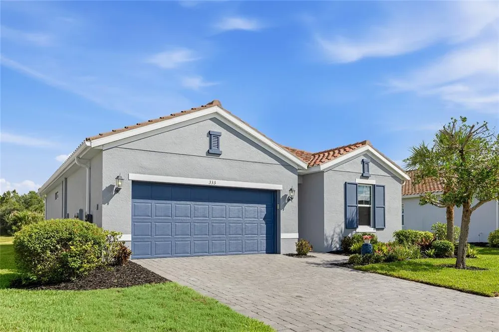 333 Daylily Blvd, Nokomis, FL 34275