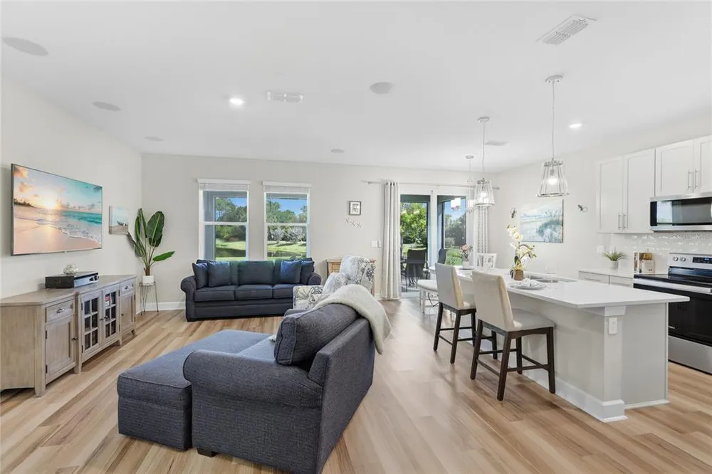 333 Daylily Blvd, Nokomis, FL 34275