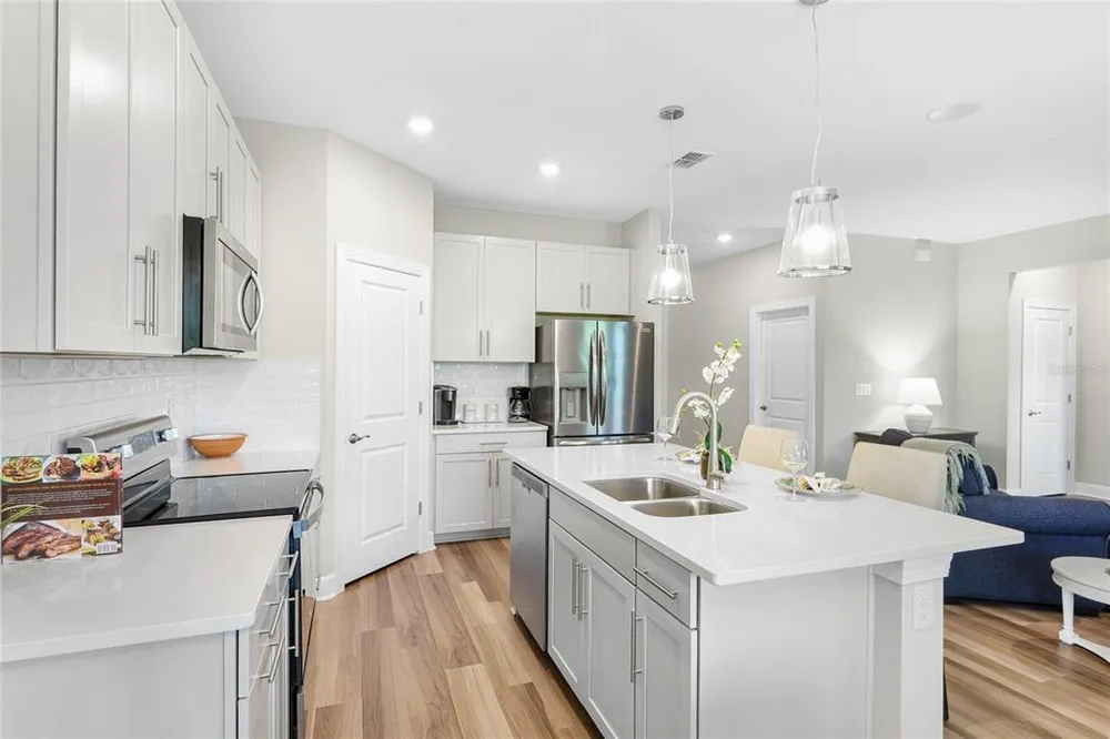 333 Daylily Blvd, Nokomis, FL 34275