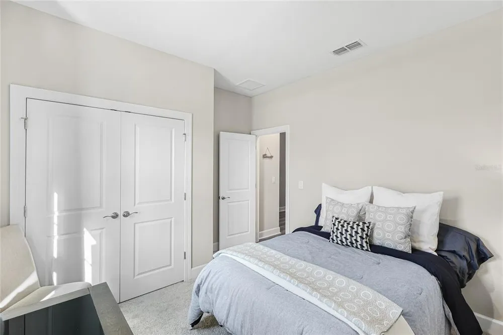 333 Daylily Blvd, Nokomis, FL 34275