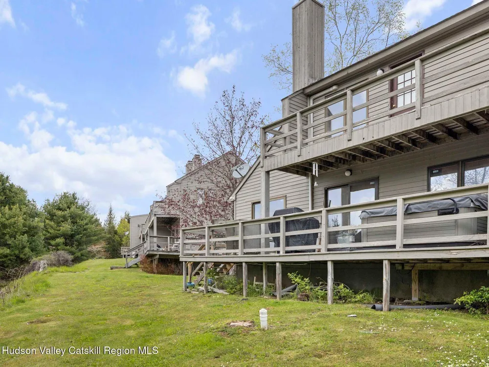 55 Windham Ridge Rd, Windham, NY 12496