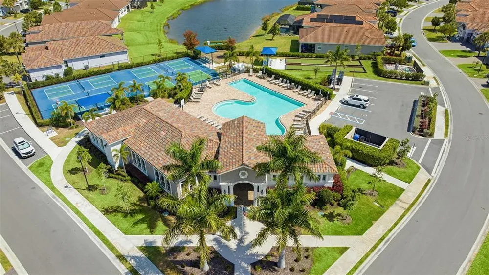 333 Daylily Blvd, Nokomis, FL 34275