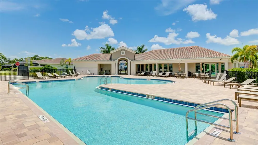 333 Daylily Blvd, Nokomis, FL 34275
