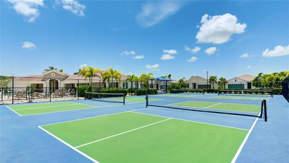 333 Daylily Blvd, Nokomis, FL 34275