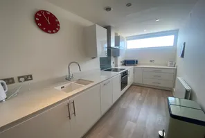 Main property image