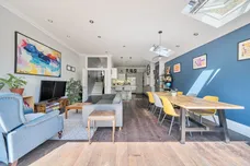 Park Avenue South, London, N8 photo 16
