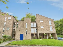Frizley Gardens, BRADFORD photo