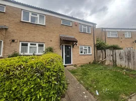 Northmead Road, Slough photo