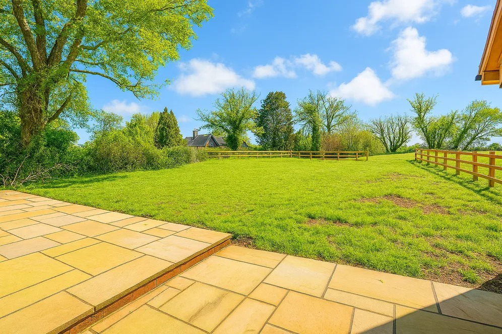 Highland Place, Minsterworth, Gloucester, GL2 photo 2
