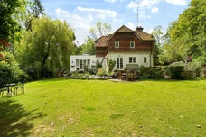 Vann Lane, Chiddingfold, GU8 photo 12