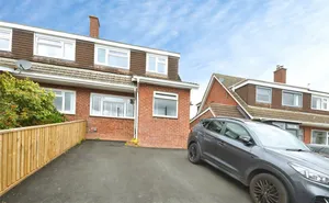 Barley Farm Road, Exeter, Devon, EX4 photo