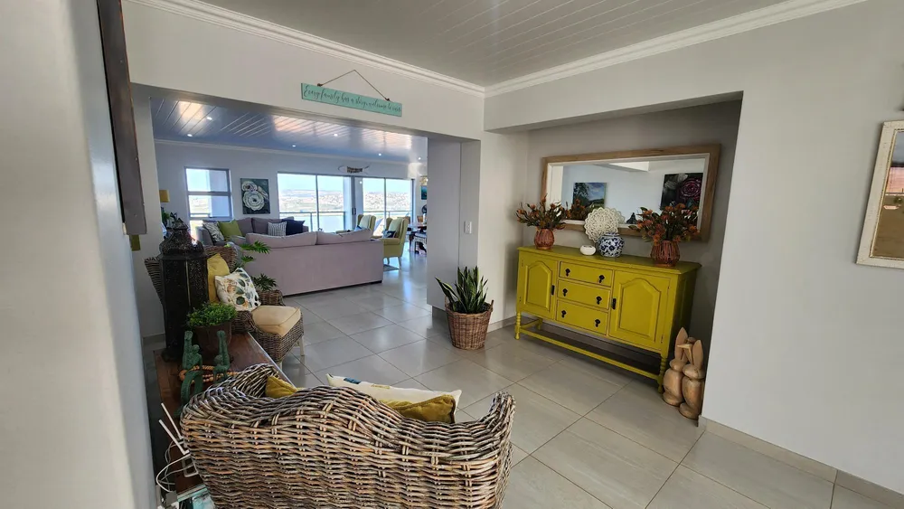 South Africa, Western Cape, Monte Christo, Cape Francolin Road, 38