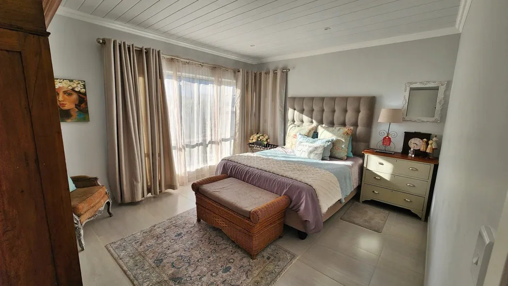 South Africa, Western Cape, Monte Christo, Cape Francolin Road, 38