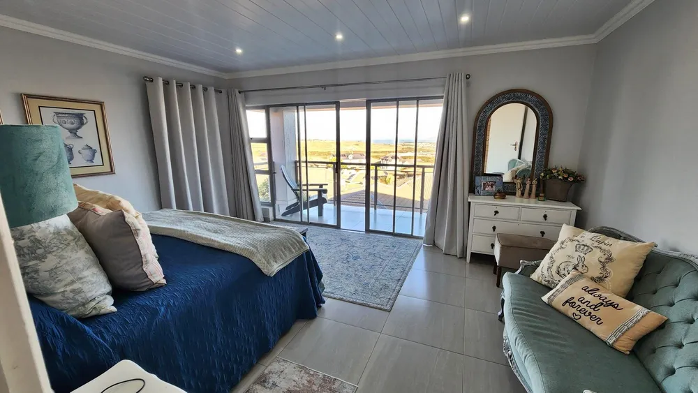 South Africa, Western Cape, Monte Christo, Cape Francolin Road, 38