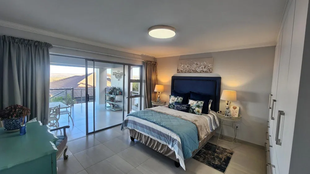 South Africa, Western Cape, Monte Christo, Cape Francolin Road, 38