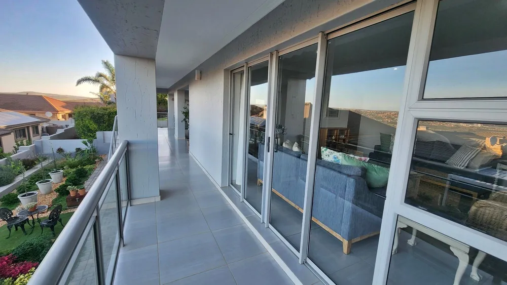 South Africa, Western Cape, Monte Christo, Cape Francolin Road, 38