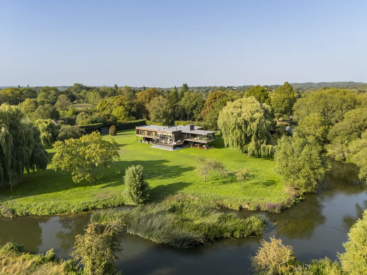 Loddon Drive, Wargrave, RG10 photo 3