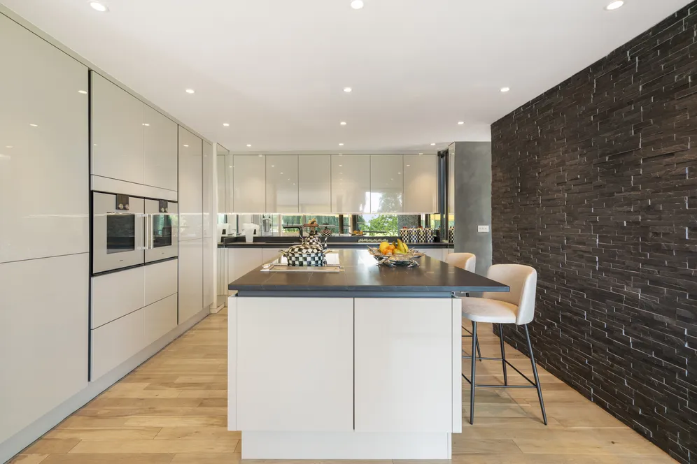 Loddon Drive, Wargrave, RG10 photo 10