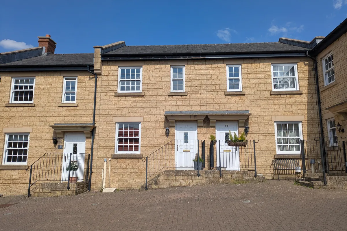 Flowers Yard, CHIPPENHAM