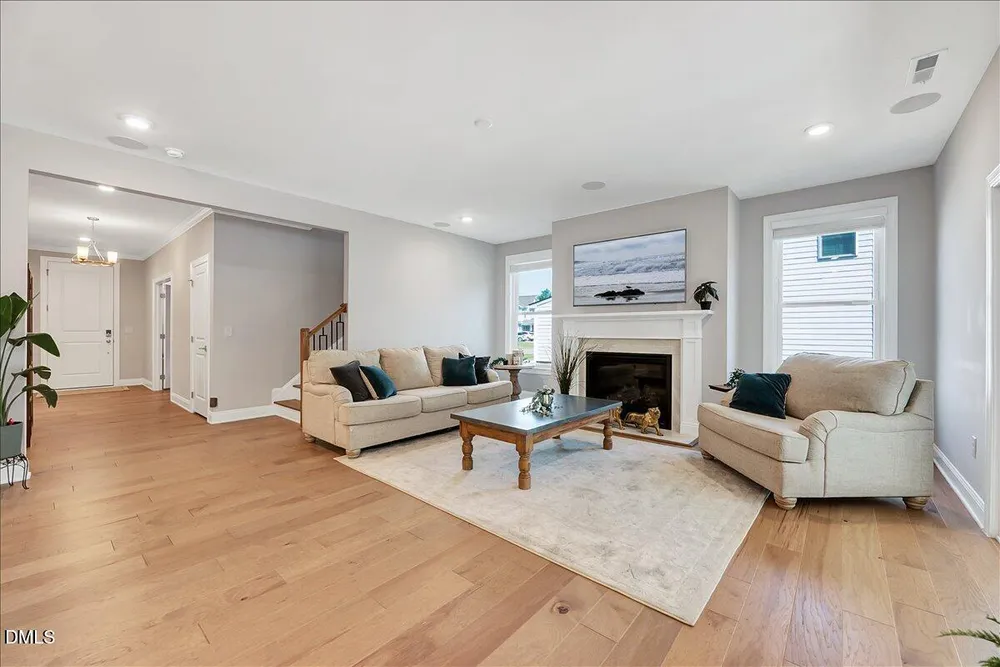 531 Glenville Lake Dr, Fuquay-Varina, NC 27526