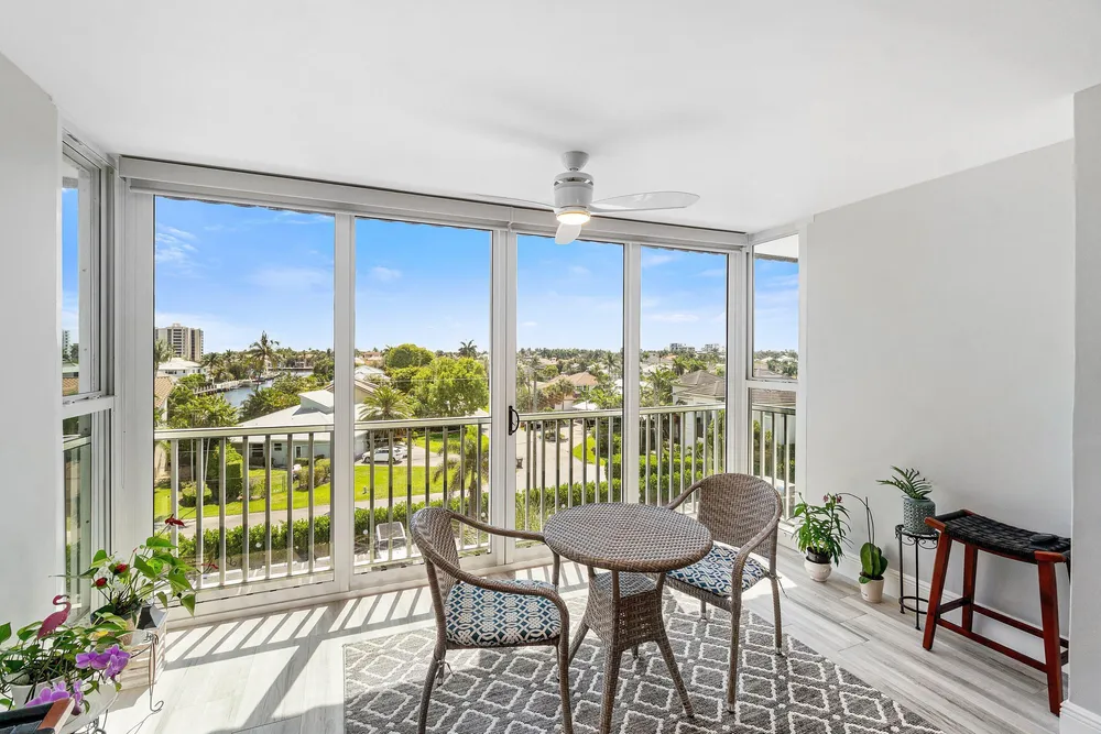 930 Dogwood Dr, Delray Beach, FL 33483