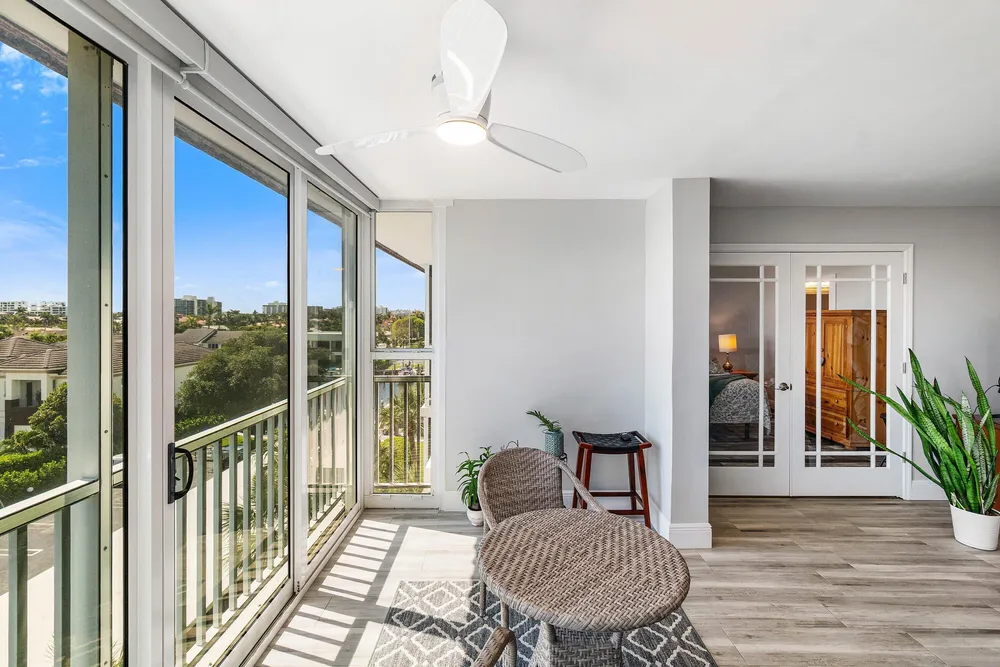 930 Dogwood Dr, Delray Beach, FL 33483