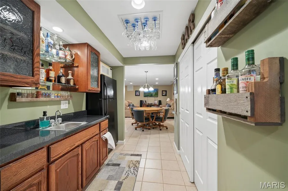 2636 Red Cedar Parc Dr, O'Fallon, MO 63368