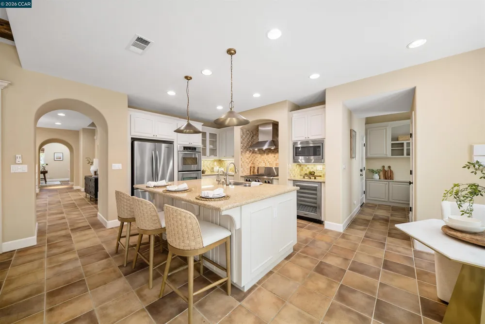 5325 Pembroke Way, San Ramon, CA 94582
