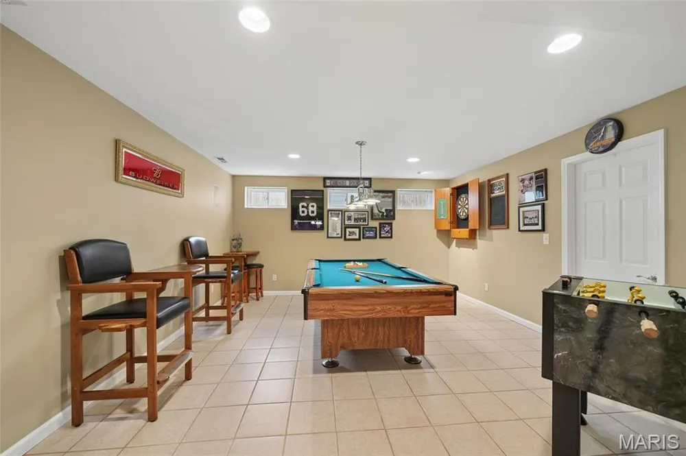 2636 Red Cedar Parc Dr, O'Fallon, MO 63368