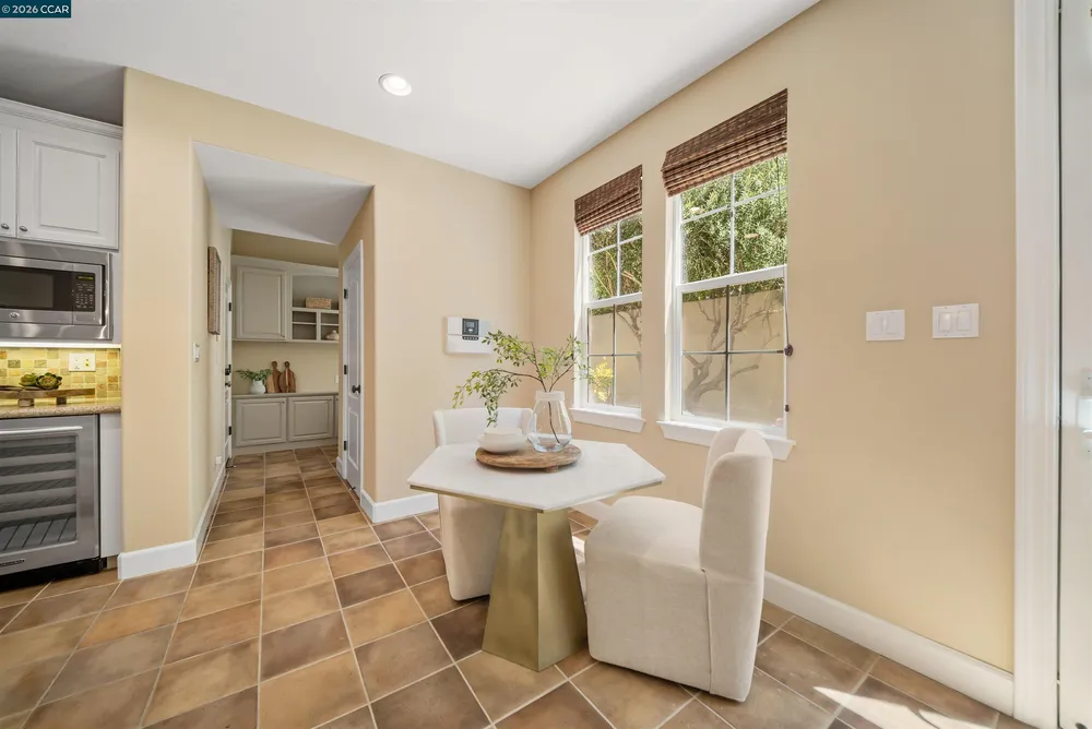 5325 Pembroke Way, San Ramon, CA 94582