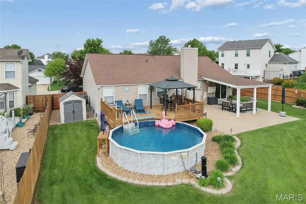 2636 Red Cedar Parc Dr, O'Fallon, MO 63368