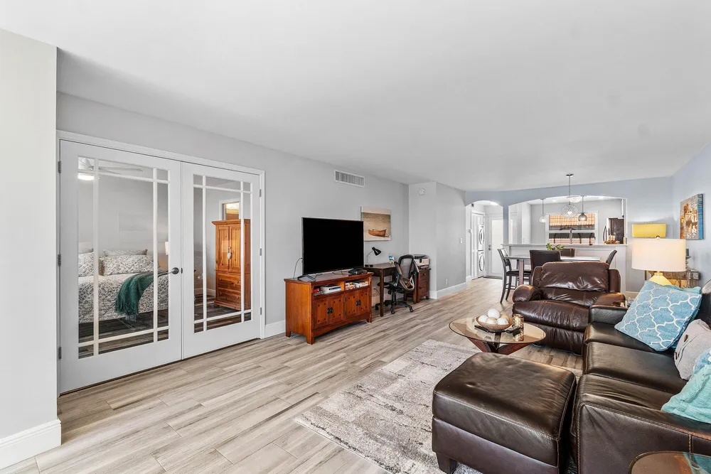 930 Dogwood Dr, Delray Beach, FL 33483
