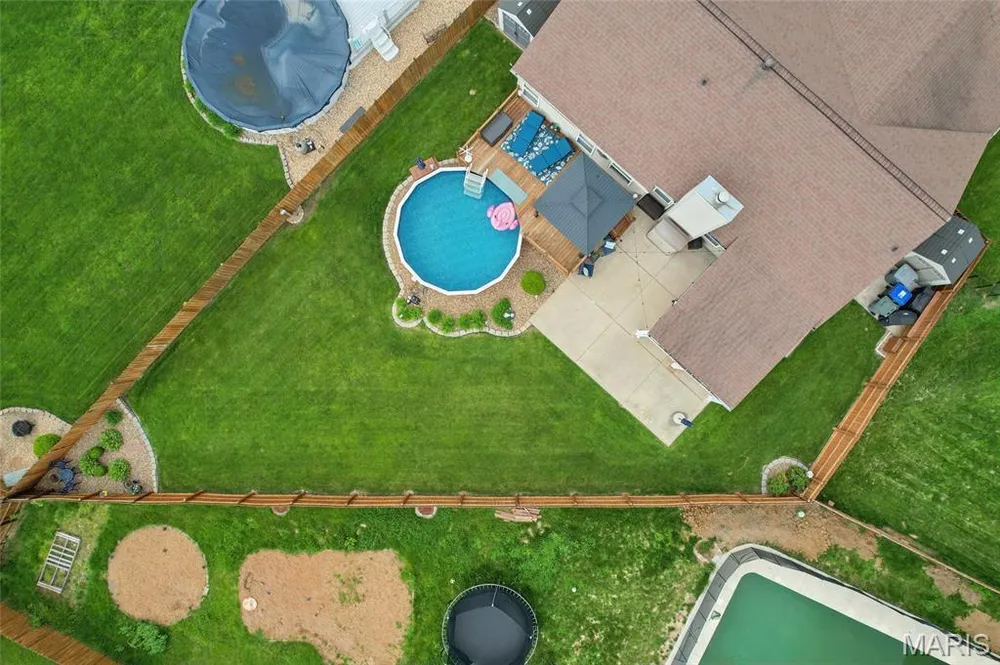 2636 Red Cedar Parc Dr, O'Fallon, MO 63368