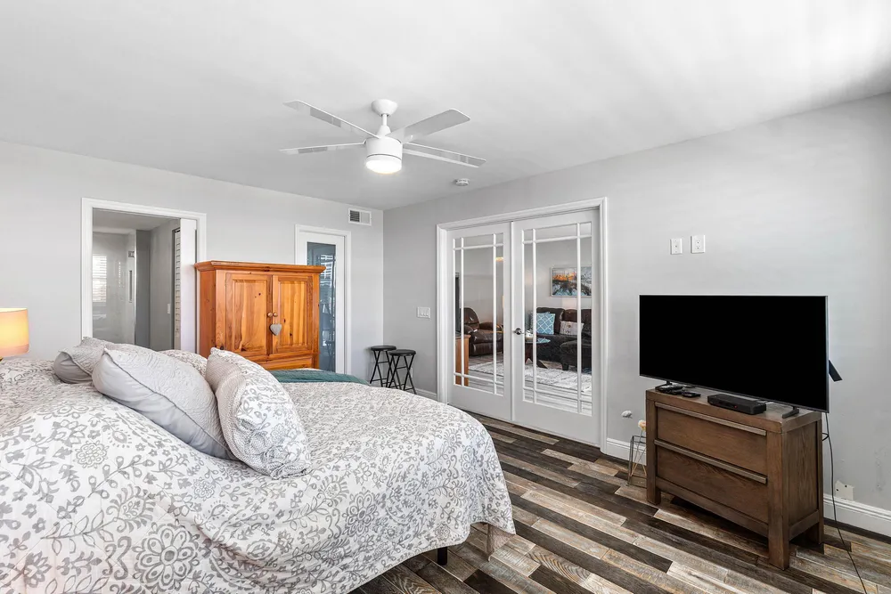 930 Dogwood Dr, Delray Beach, FL 33483
