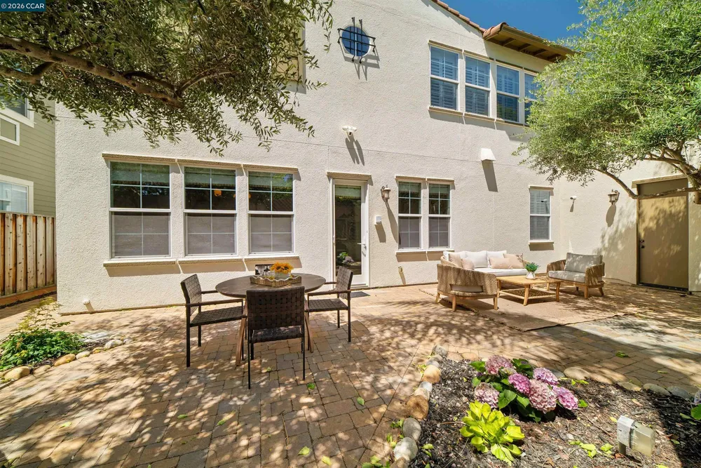 5325 Pembroke Way, San Ramon, CA 94582