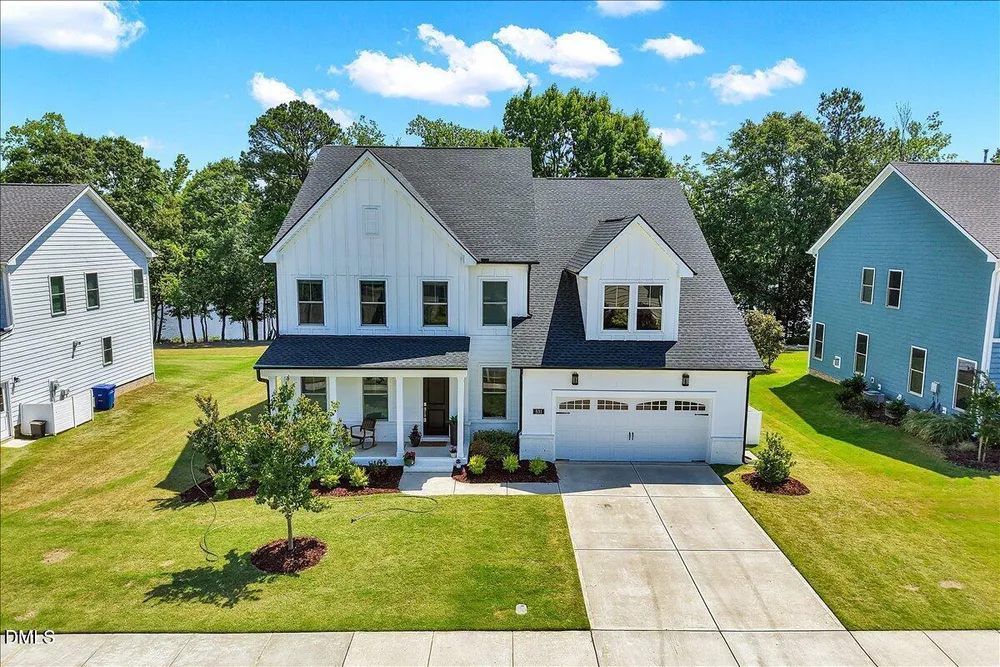 531 Glenville Lake Dr, Fuquay-Varina, NC 27526