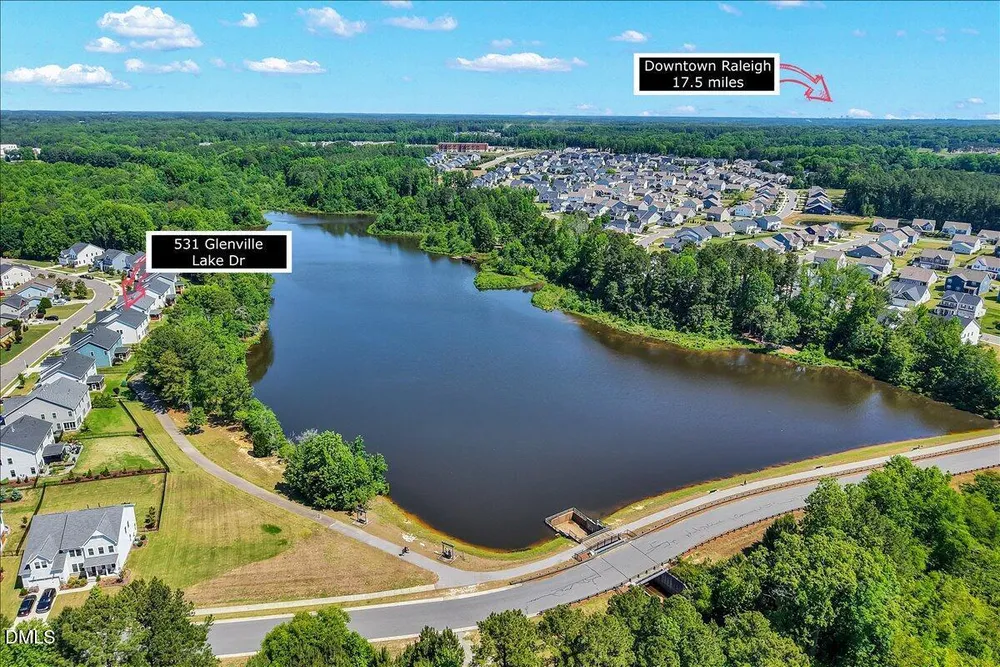 531 Glenville Lake Dr, Fuquay-Varina, NC 27526